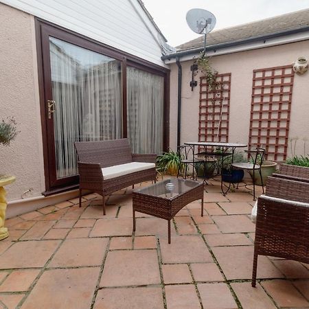 Palm Bay'S Luxury Bungalow - Self Check In & Parking Villa Margate Esterno foto