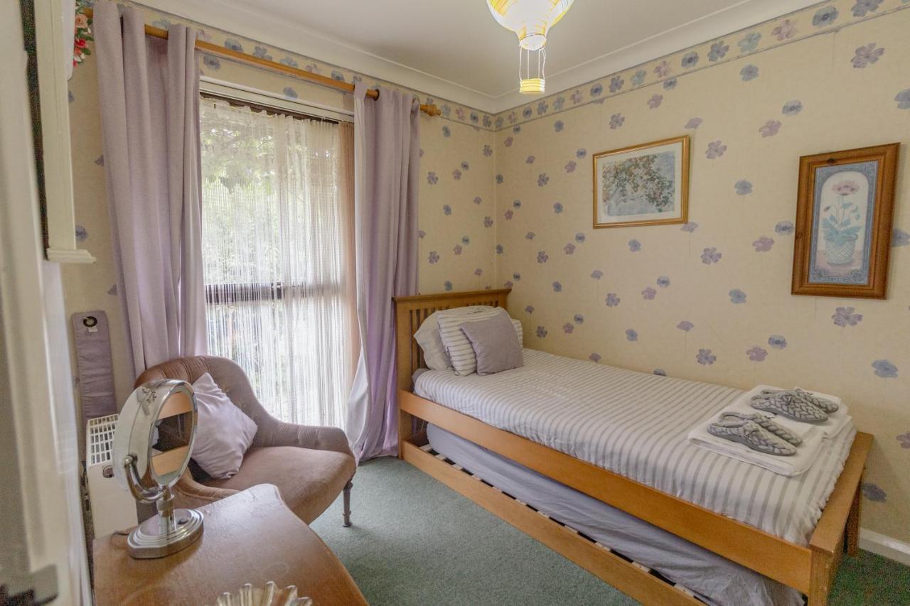 Palm Bay'S Luxury Bungalow - Self Check In & Parking Villa Margate Esterno foto