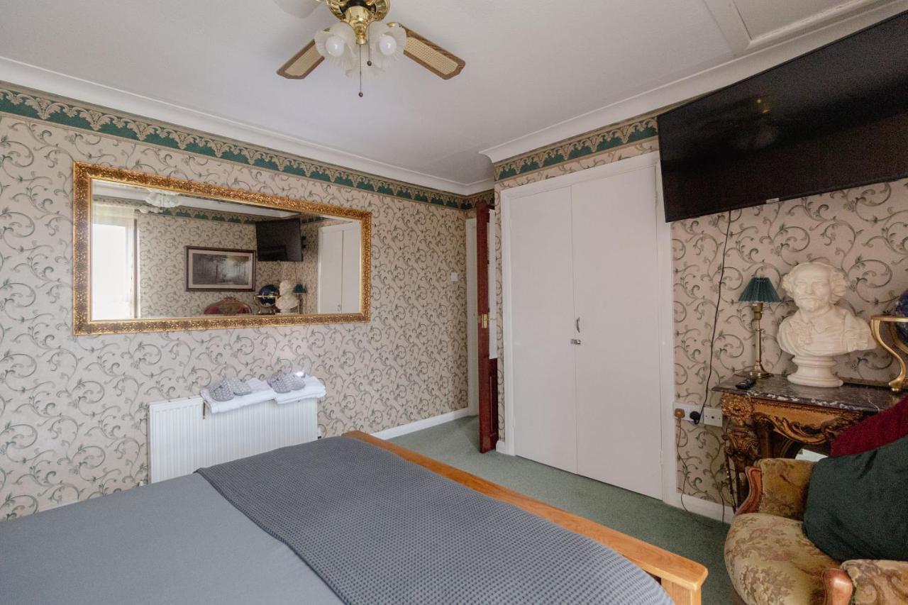 Palm Bay'S Luxury Bungalow - Self Check In & Parking Villa Margate Esterno foto